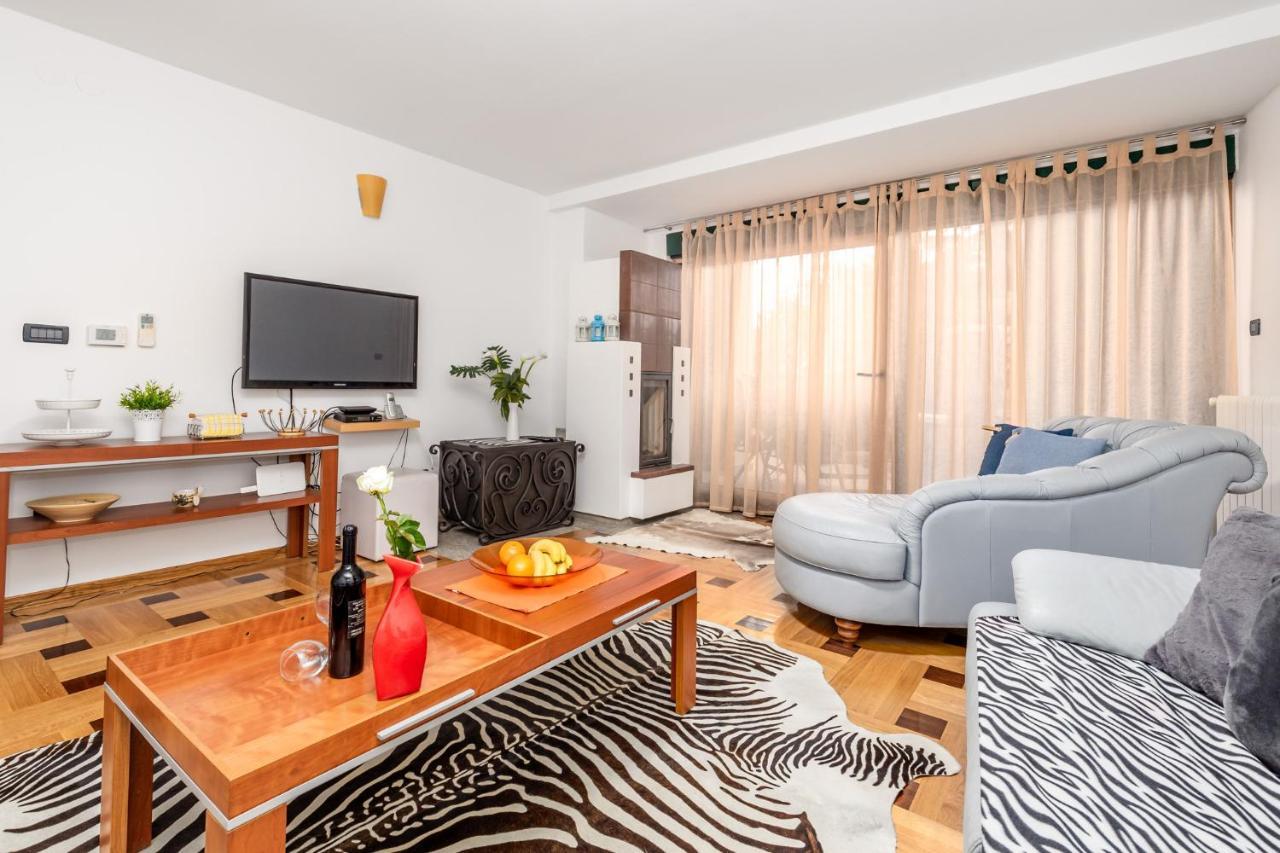 Lux Apartmani Опатія Екстер'єр фото