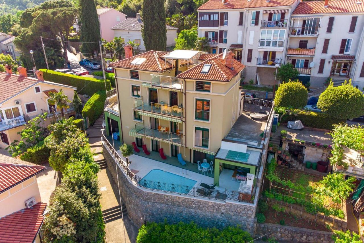 Lux Apartmani Опатія Екстер'єр фото