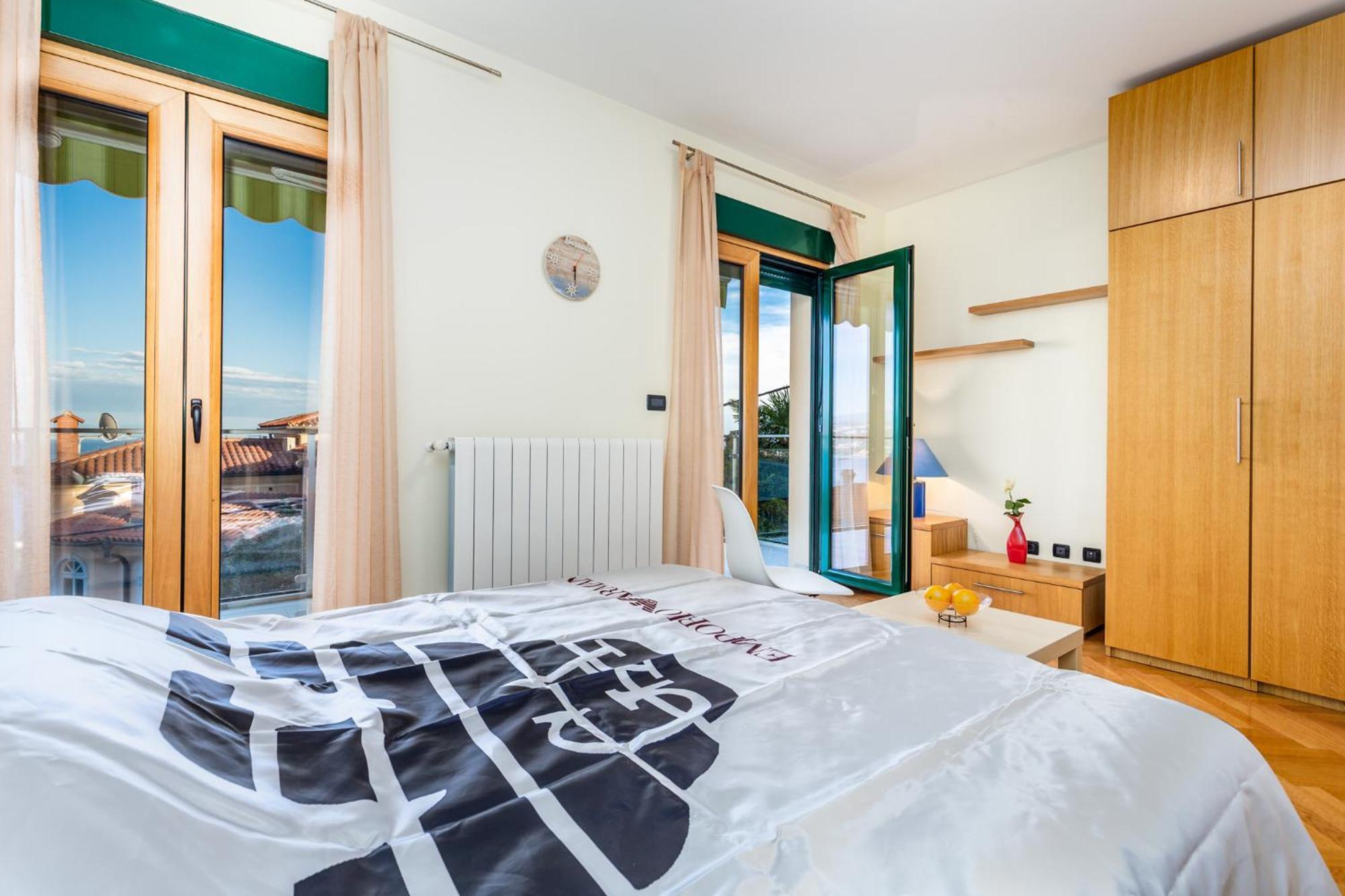 Lux Apartmani Опатія Екстер'єр фото